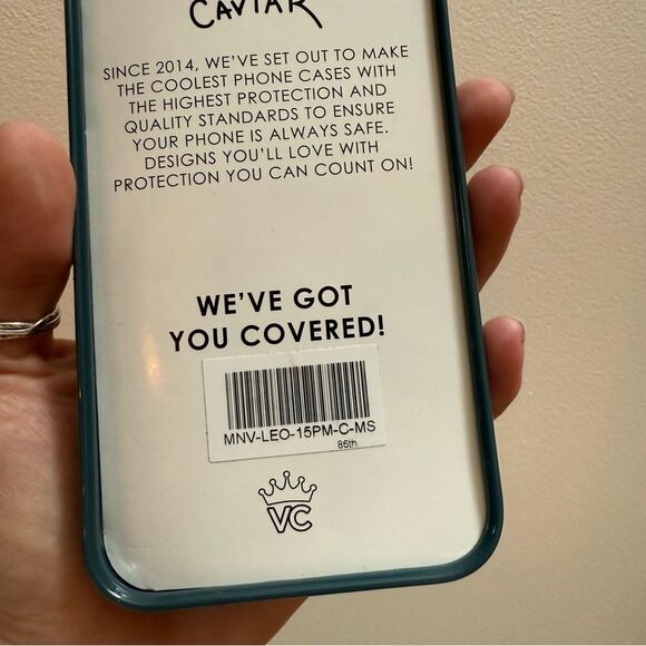 Velvet Caviar Green iPhone 16 case New - Picture 3 of 4